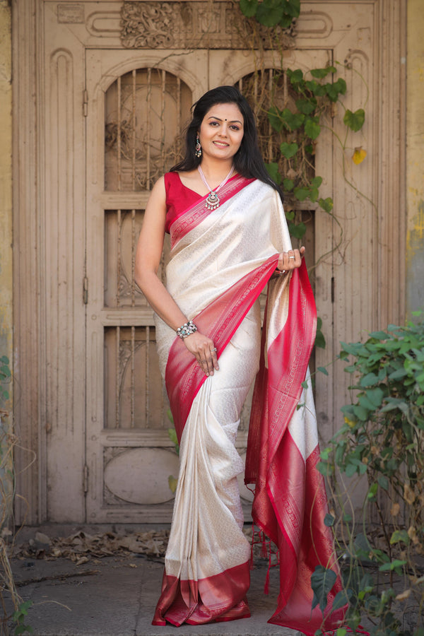 BEAUTIFUL RICH PALLU & JACQUARD WORK ON ALL OVER THE SAREE