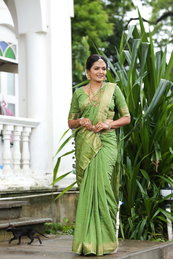 BEAUTIFUL RICH PALLU & JACQUARD WORK ON ALL OVER THE SAREE